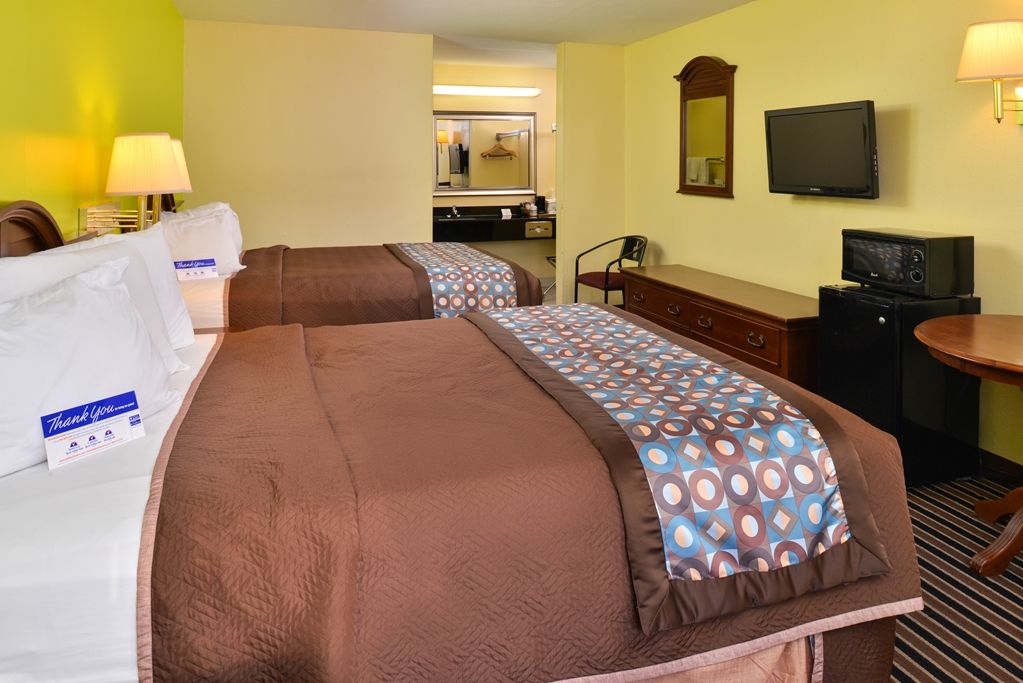 Motel Walnut
