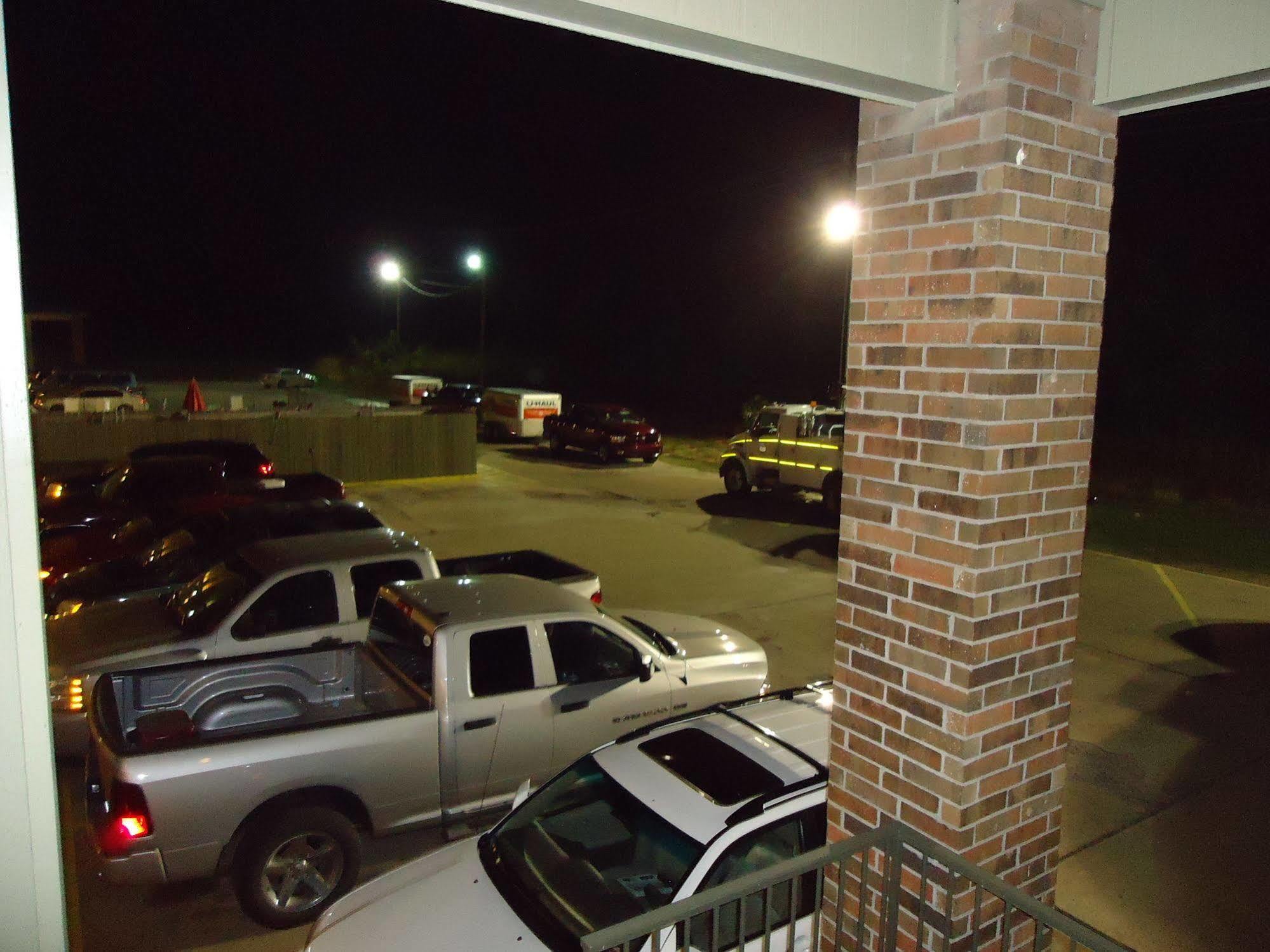 Walnut Motel 2*